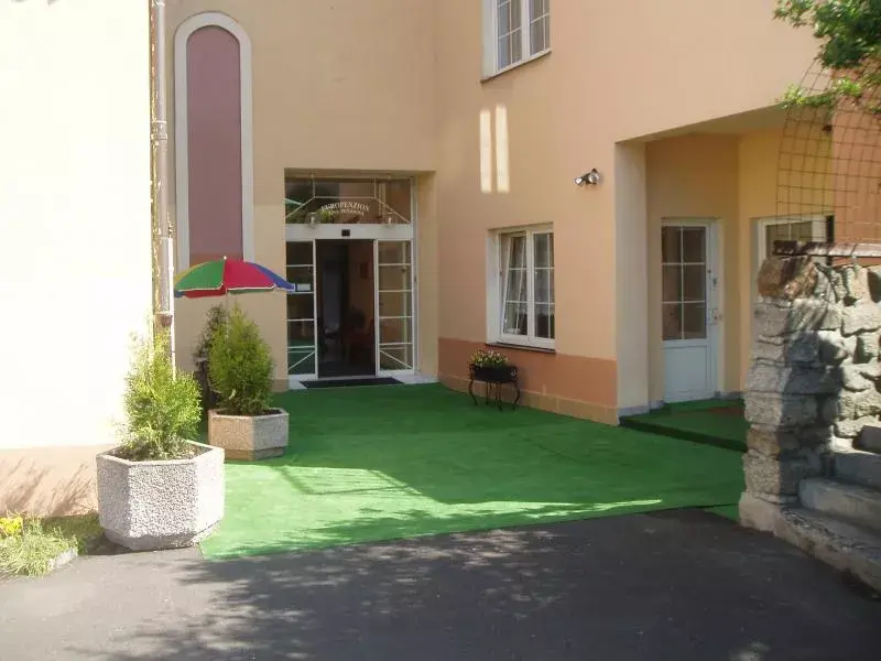 Photo 2 of EUROPENZION